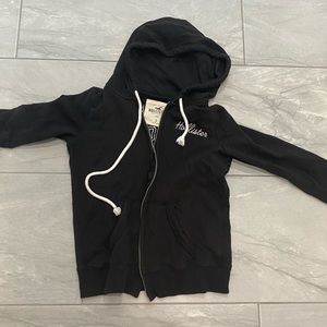 hollister zip up